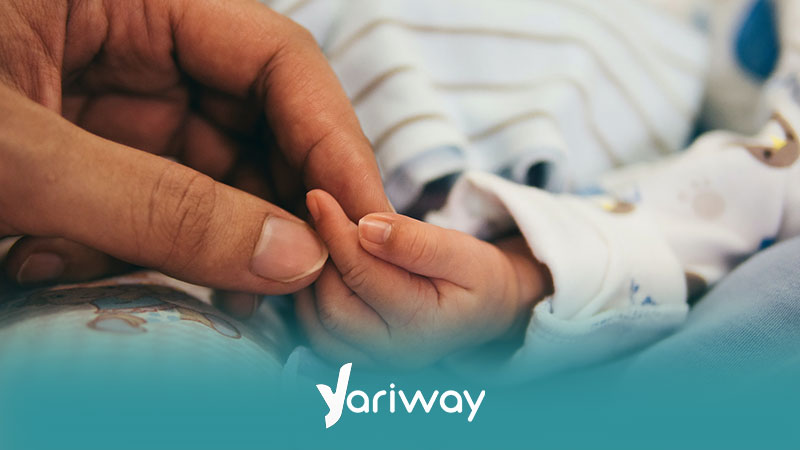 مادر بهترین آموزش دهنده